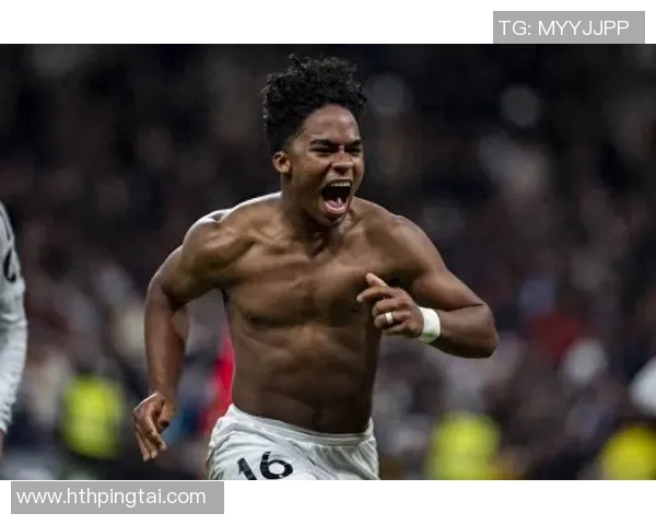 水晶宫追逐19岁荷兰新星斯米特面临曼联皇马强劲竞争 水晶宫追逐19岁荷兰新星斯米特面临曼联皇马强劲竞争