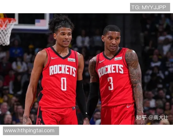 杰伦格林复出表现亮眼继续替补出战对抗老鹰队争取胜利 杰伦格林复出表现亮眼继续替补出战对抗老鹰队争取胜利