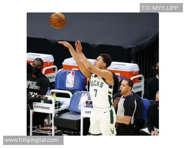 吉莱斯皮三分球手感火热砍下28分创太阳控卫新高纪录