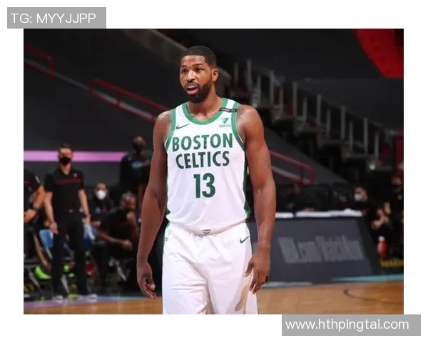 韦尔表现抢眼内线屏障助力球队场均145分145板展现统治力