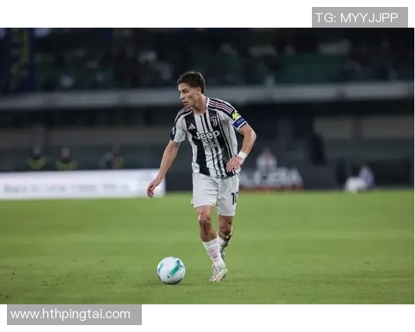 赞布罗塔强调尤文应坚定支持弗拉霍维奇并重视伊尔迪兹的培养 赞布罗塔强调尤文应坚定支持弗拉霍维奇并重视伊尔迪兹的培养